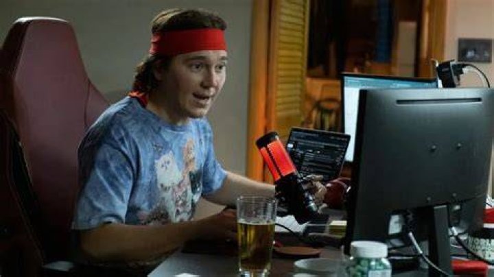 3 movies like Dumb Money that you need to watch