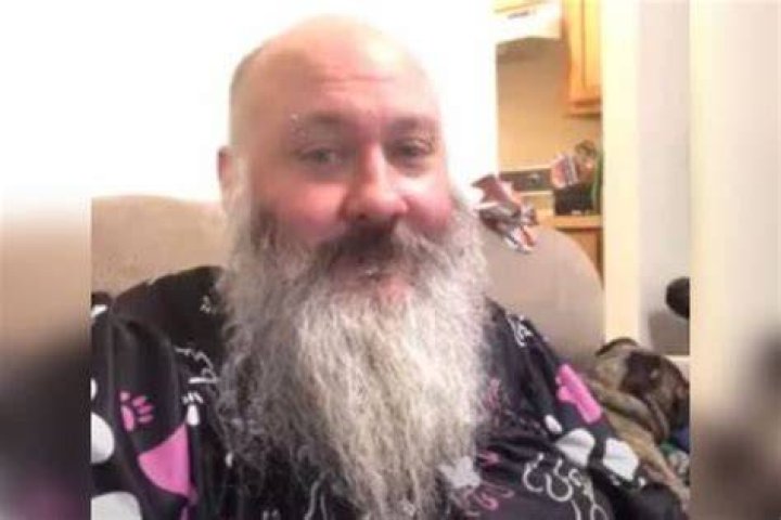 7 Facts About Chris Burney Including His Wife, Net Worth, Guitar And Career
