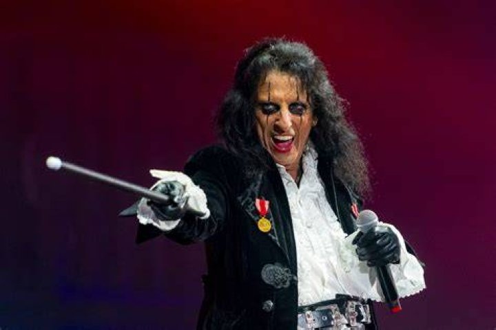 A Glimpse Into Alice Cooper's Family: The Names Of His Children