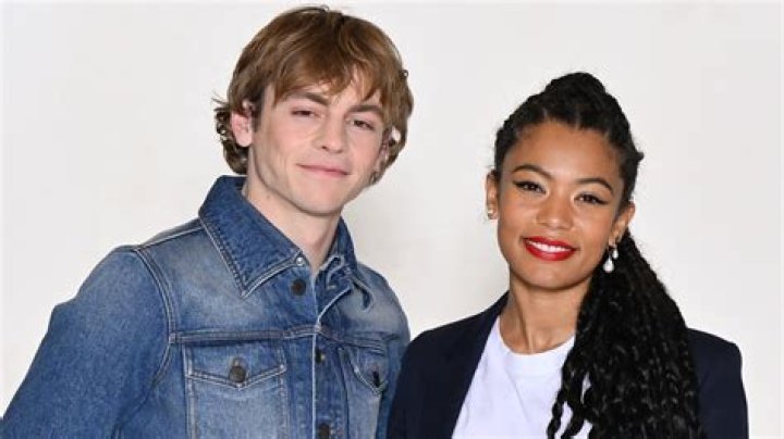 All The Details About The Ross Lynch And Jaz Breakup