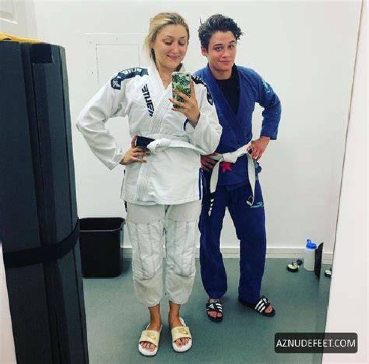 Anastasia Baranova Bio, Wiki, Feet, Tattoos, Married, Husband, Kids