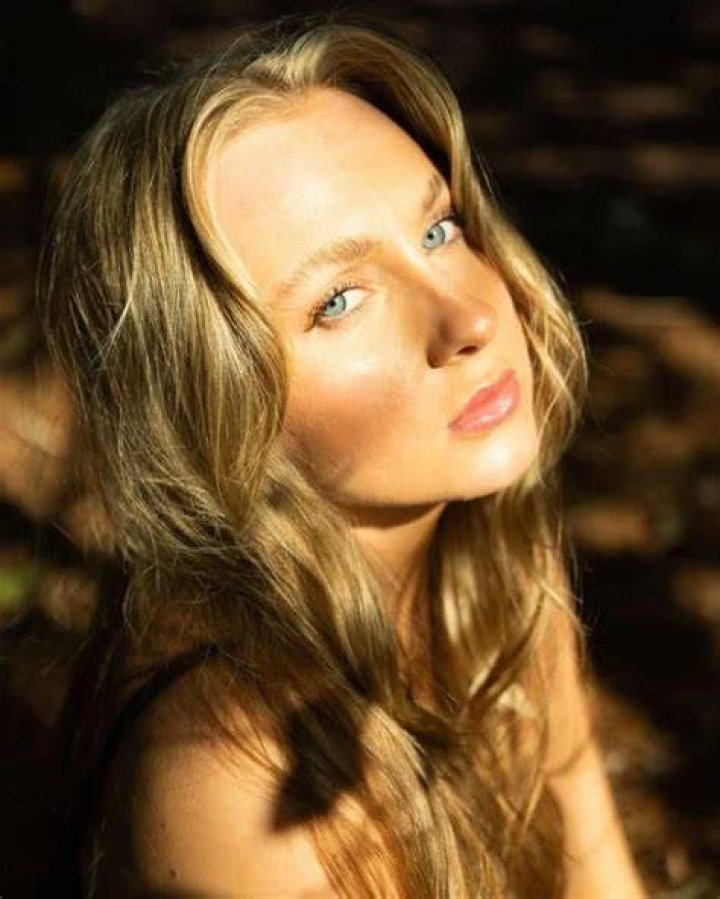 Ashley Kutcher (Singer) Wiki, Bio, Age, Height, Weight, Affair, Net Worth, Boyfriend, Facts