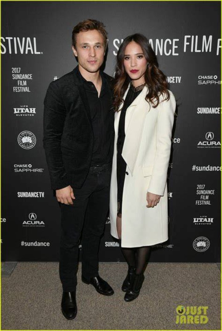 Behind The Scenes: William Moseley And Kelsey Asbille's Dynamic Connection