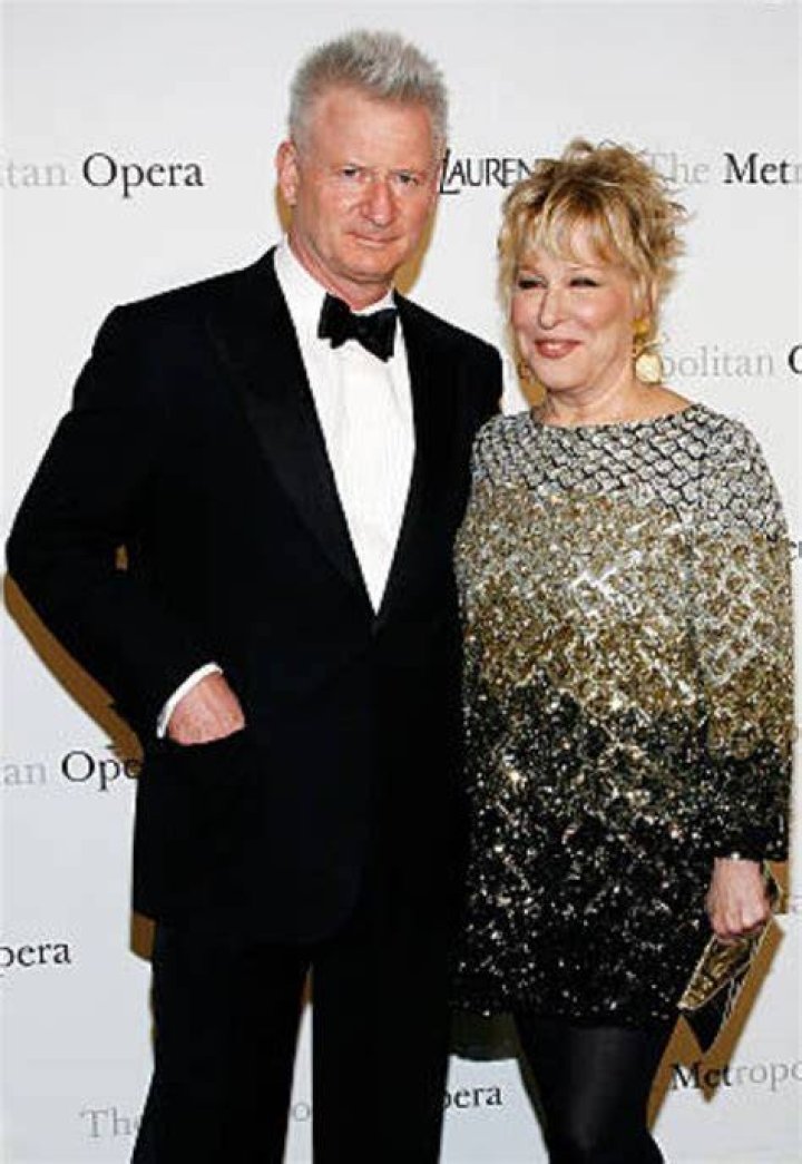 Bette Midler Husband: Martin von Haselberg Religion, Net Worth, Young, Family, Parents, Wiki, Age