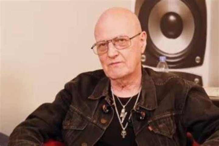 Chris Slade Net Worth – Income And Earnings As A Drummer