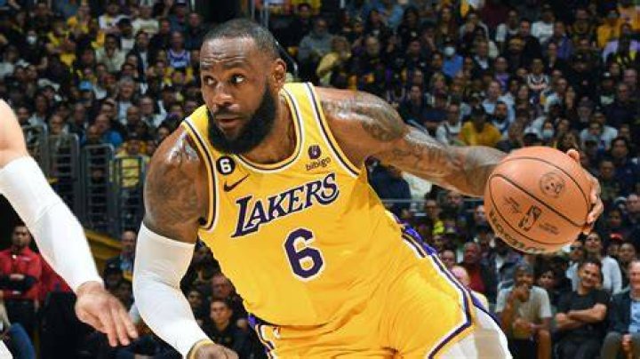 Claire Rothman Was The Former GM For The Lakers, Here Is Where She Is Up To Today