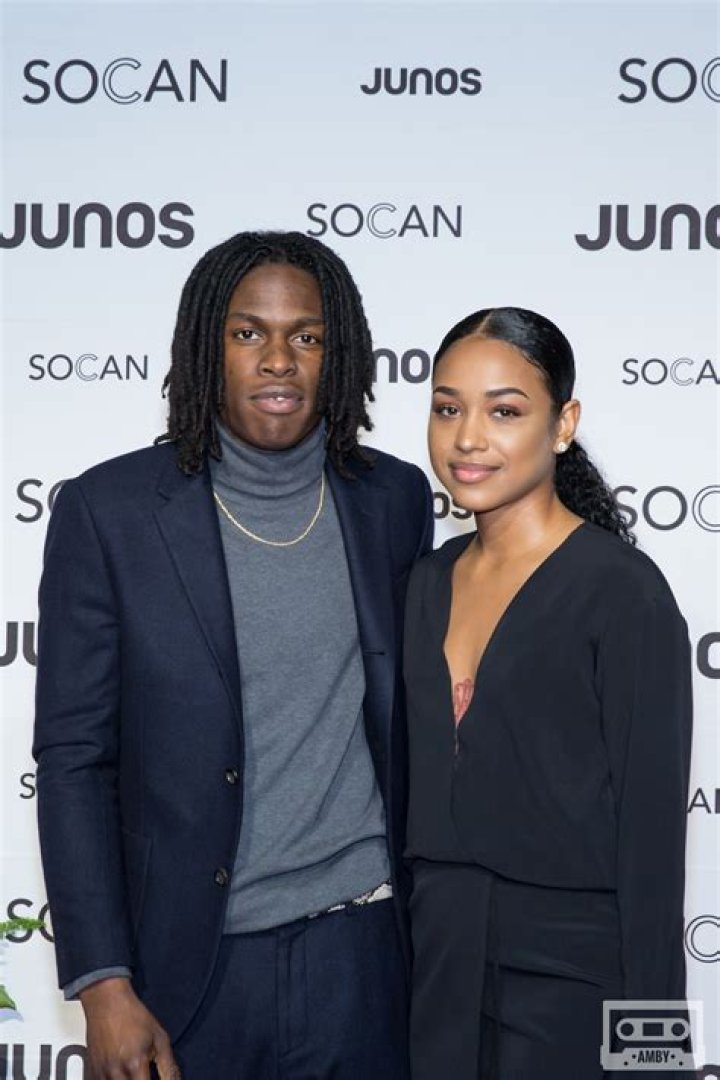 Daniel Caesar Girlfriend: Is Daniel Caesar In A Relationship?