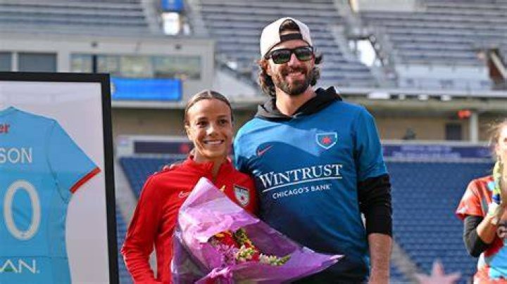 Discover The Truth: Does Dansby Swanson Have A Child?
