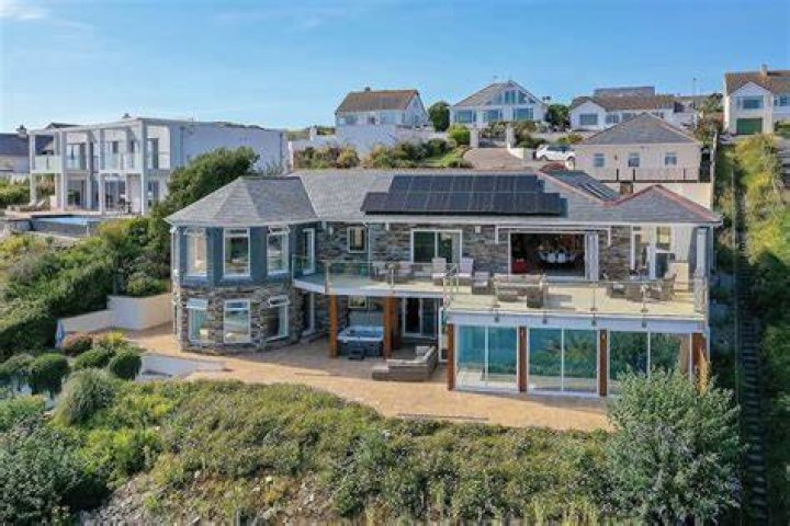 Discovering New Builds In Cornwall: Your Guide To Modern Living