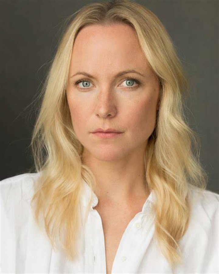 Discovering Rowena Miller: A Talented Actress Making Waves In Hollywood