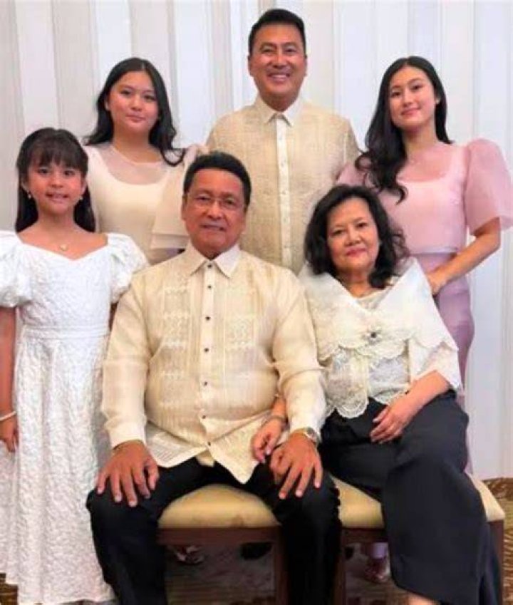Discovering The Family Life Of Lito Lapid: How Many Children Does He Have?