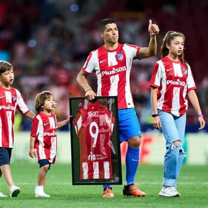Discovering The Family Life Of Luis Suarez: How Many Children Does He Have?