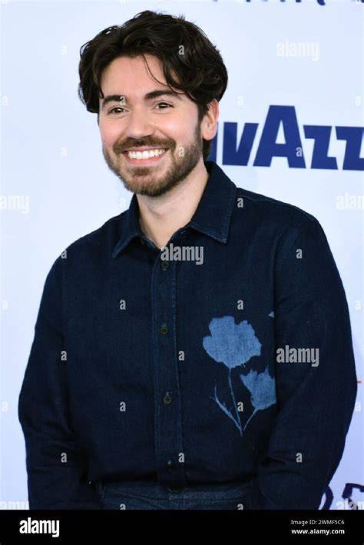 Discovering The Talents Of Actor Noah Galvin