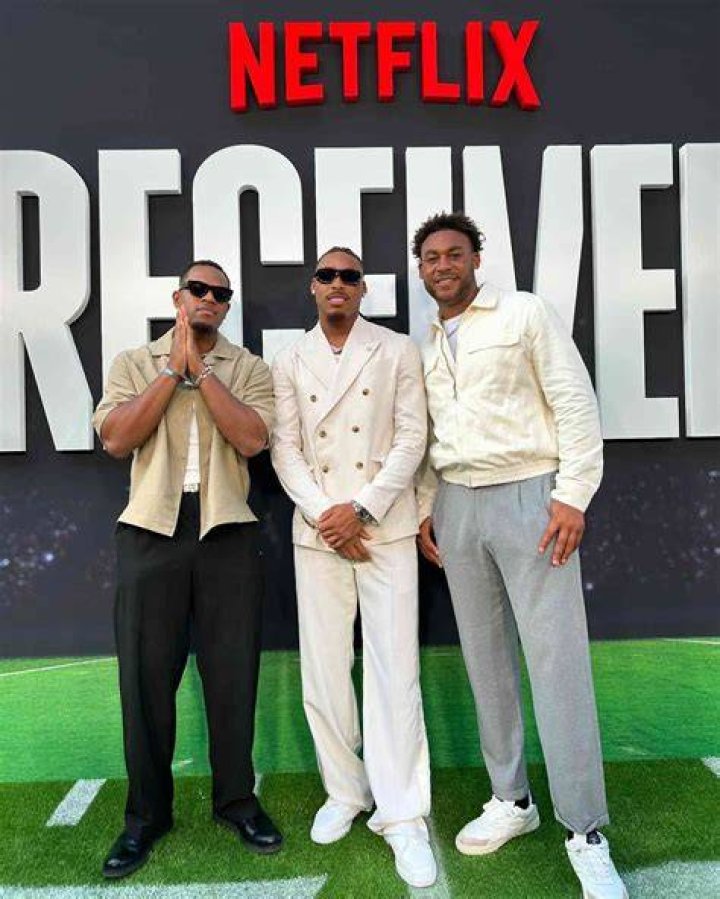 Does Rickey Smiley have siblings? Does Rickey Smiley have brothers?