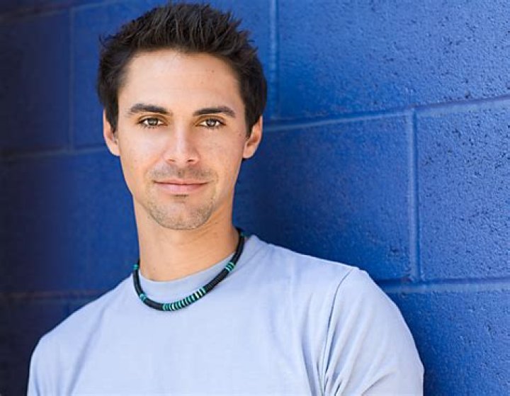 Dorian Kingi Height, Weight, Net Worth, Age, Birthday, Wikipedia, Who, Nationality, Biography