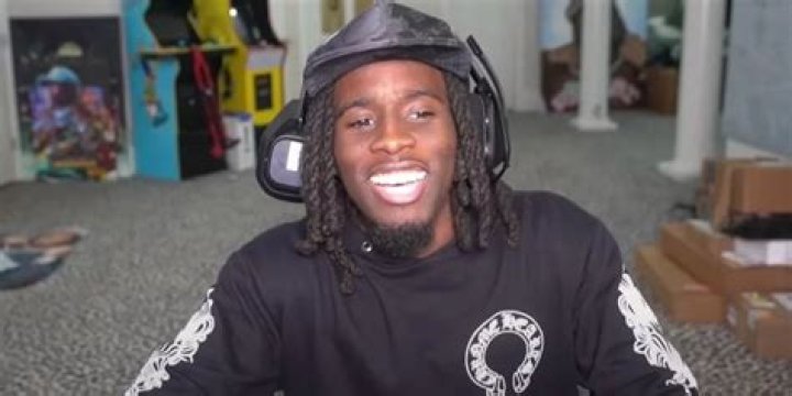 Dotodoya Twitch Face: Biography , Sister, Age, Net Worth And 10 Facts