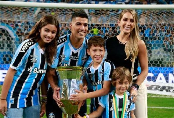 El Misterio De Cuantos Años Tiene La Hija De Suarez