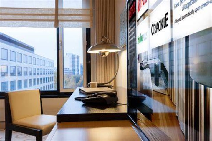 Enseo Uses Smart TVs and Devices to Make Hotels Homier