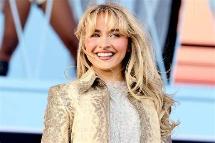 Exploring The Allure Of Sabrina Carpenter's Lips