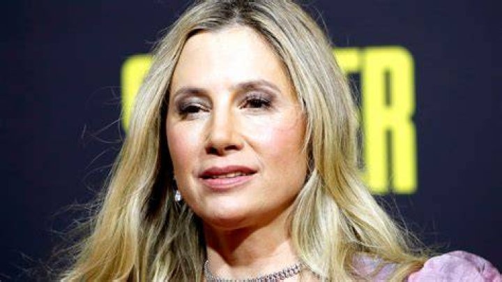 Exploring The Beauty And Charm Of Mira Sorvino's Face