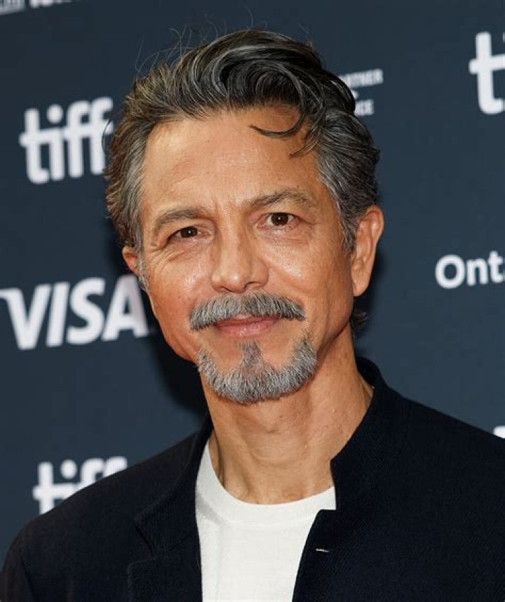 Exploring The Charismatic Presence Of Benjamin Bratt In Modern Family
