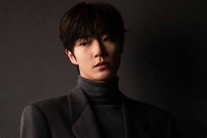 Exploring The Fascinating Journey Of Hwang In Yeop: Age And Beyond