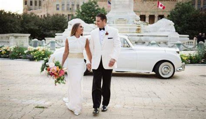 Exploring The Journey Of Vanessa Williams' Marriage