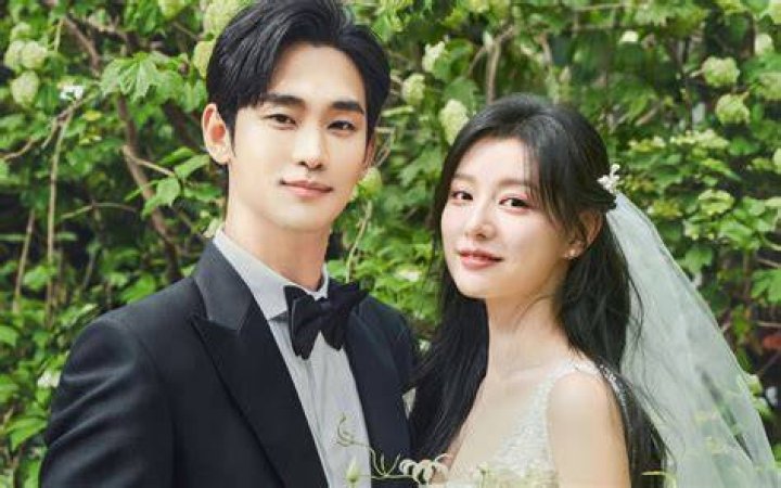 Exploring The Relationship Of Lee Jun Ho And His Wife Kim Soo Hyun