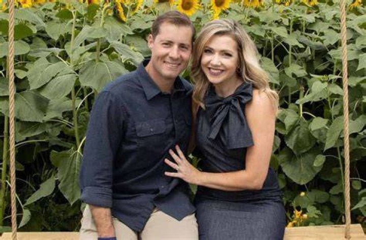 Get To Know Ashlee Baracy Husband Jeff Kunkel!