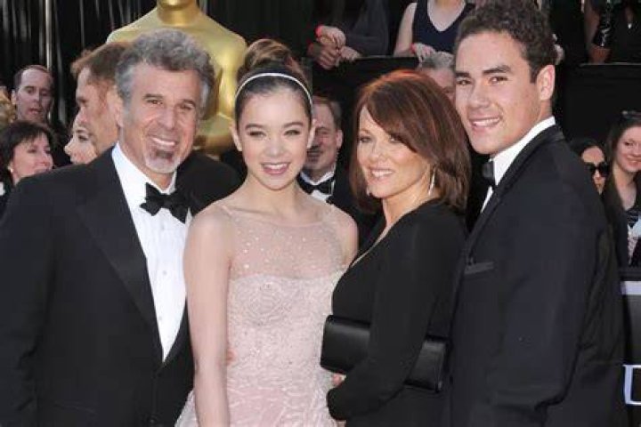Hailee Steinfeld Religion, Jewish Or Christian? Family And Ethnicity