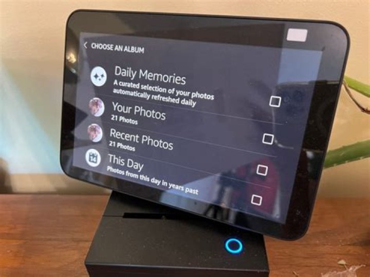 How to see your photos and albums on an Echo Show display