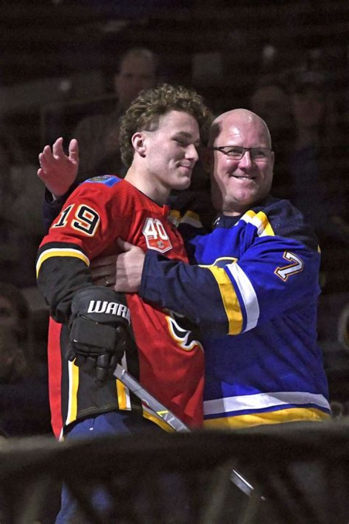 Is Keith Tkachuk related to Walt Tkachuk?