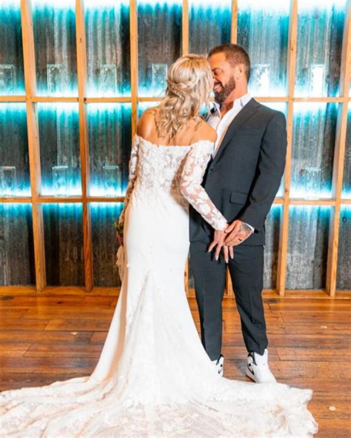 Kelsey Cook Ex Husband Kane Holloway Proposed Her On A Podcast