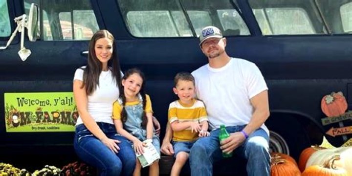 Kenzie Knuckles Race &amp; Parents| Ethnic Background -Where Is She From? Details To Know