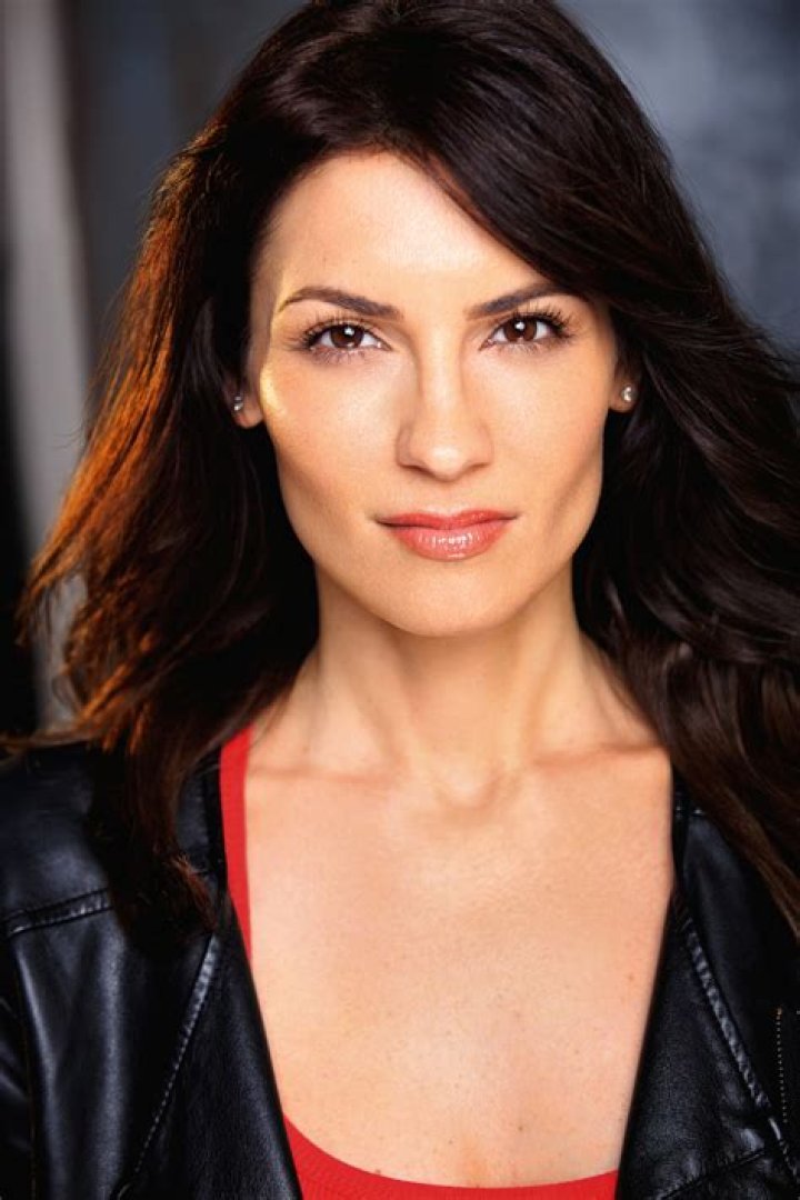 Leann Van Mol , Age, Wiki Biography oyfriend Net Worth &amp; Instagram