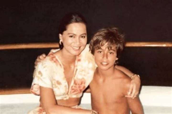 Lisseth Chavez Parents &amp; Ethnicity: Meet Father Julio Chavez and Mother Clara Chave