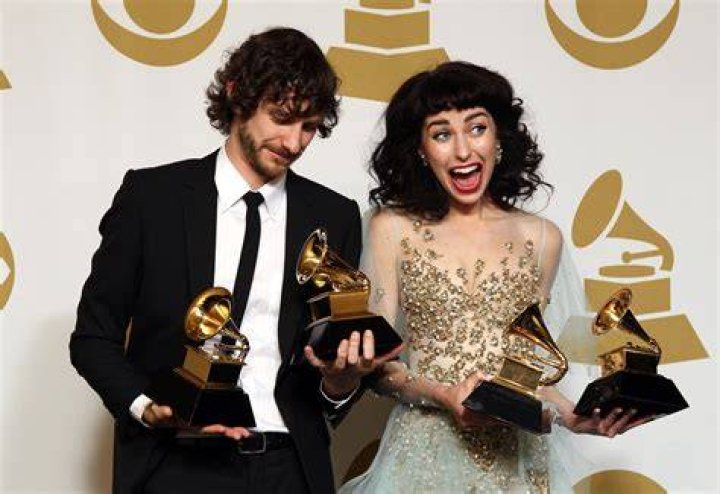 Love In The Spotlight: Are Gotye And Kimbra Married?