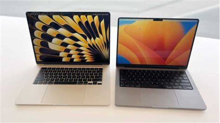 MacBook Pro M2 vs. MacBook Pro M1: Max, Pro, and more