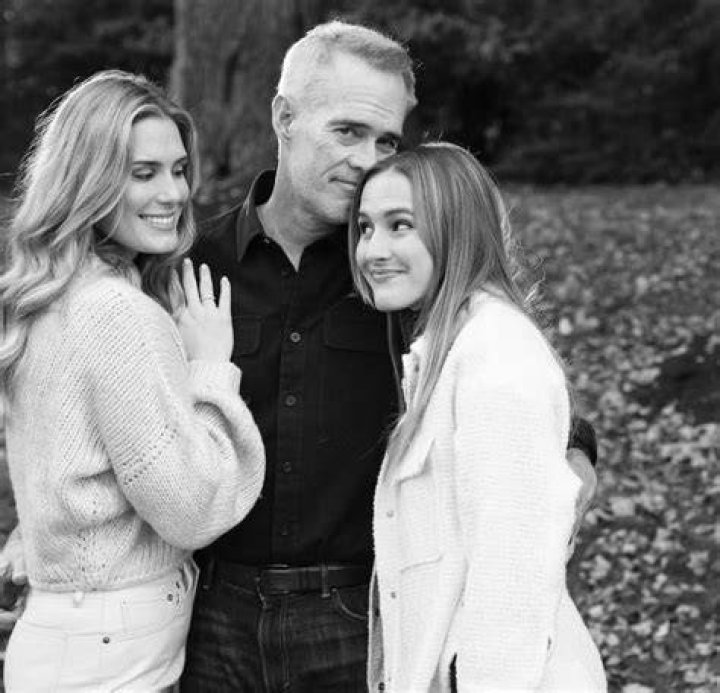 Meet Ann Archambault-Buck – Photos Of Joe Buck’s Ex-Wife And Mother Of His Daughters Trudy Buck and Natalie Buck