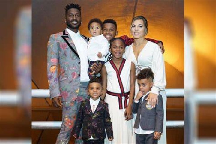 Meet Apollo Brown – Photos Of Antonio Brown’s Son Chelsie Kyriss 