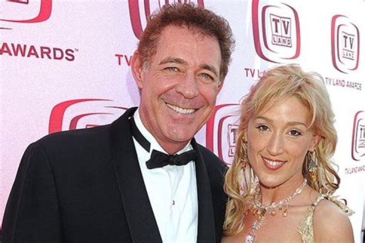 Meet Samantha Rose Williams – Photos Of Barry Williams’ Daughter With Elizabeth Kennedy