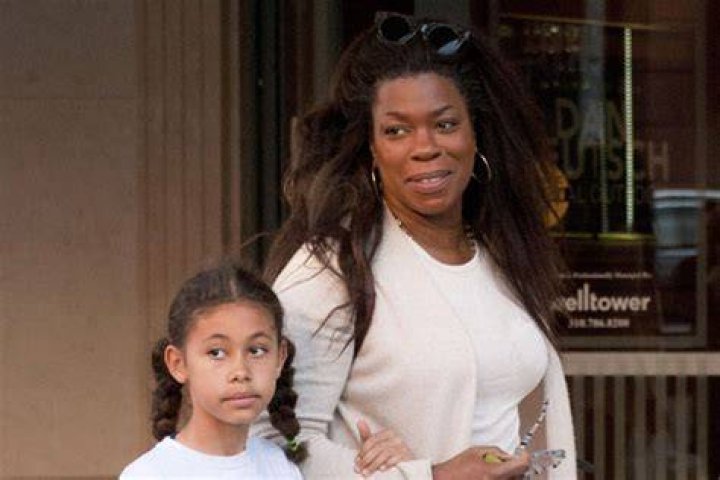Meet Samara Zane – Photos Of Lorraine Toussaint’s Daughter With Husband Michael Tomlinson