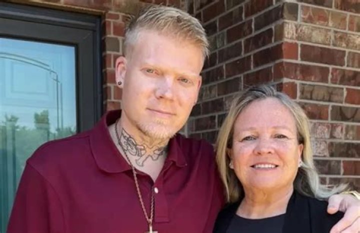 Memphis Garrett Net Worth, Age, Big Brother, Bio, Girlfriend, Instagram