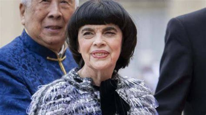 Mireille Mathieu's Partner: Unveiling The Love Behind The Icon