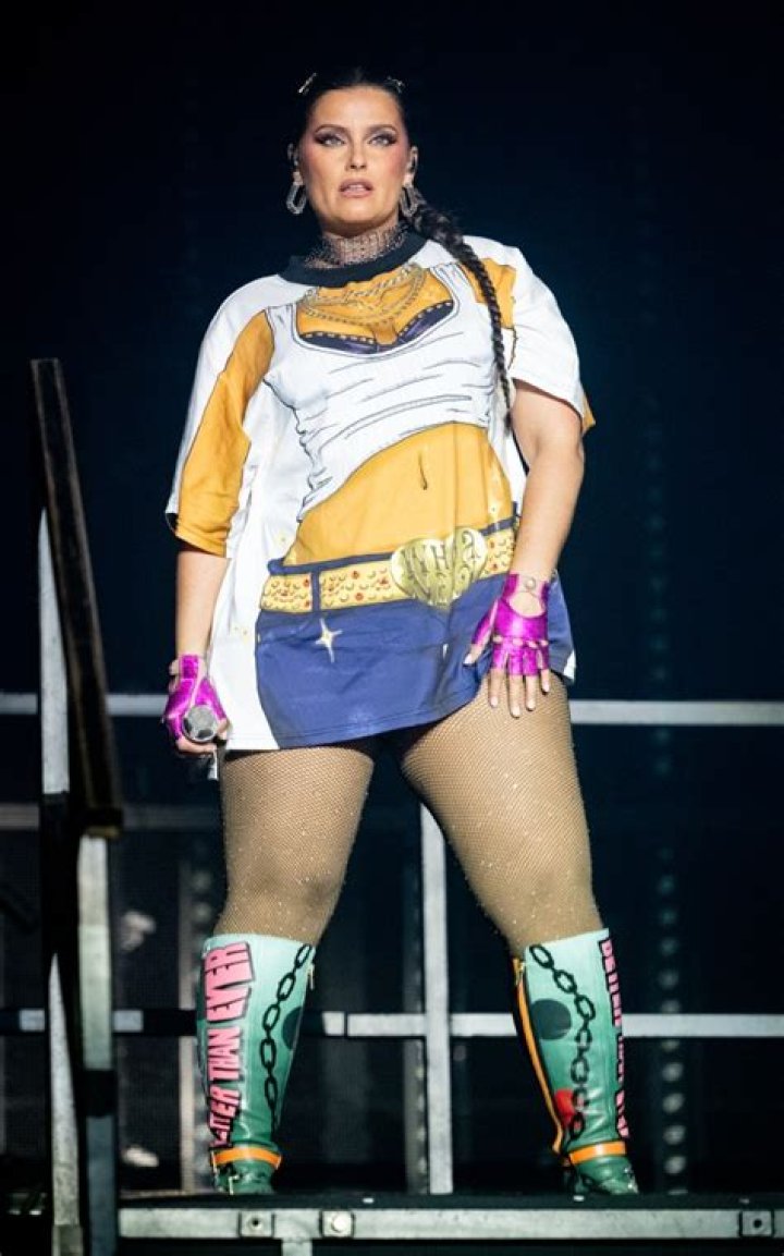Nelly Furtado: Unveiling The Iconic Figure Of A Pop Sensation