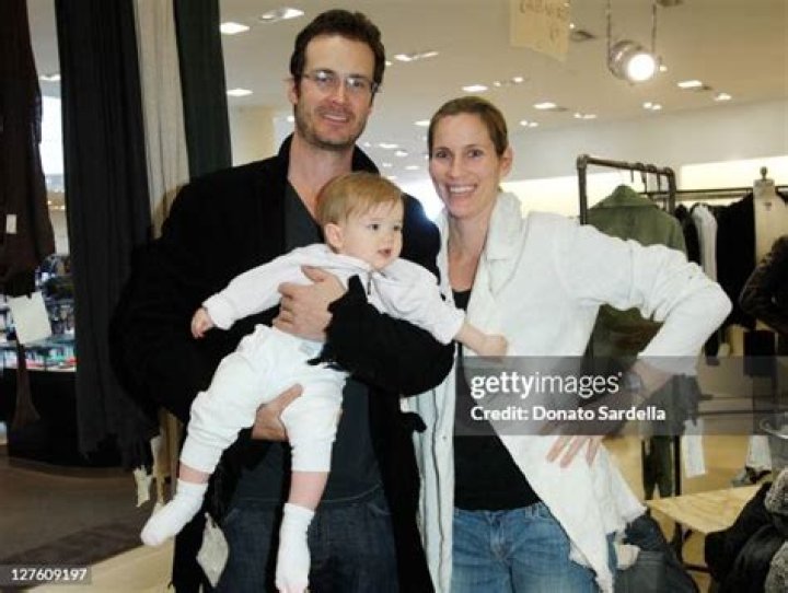 Randall Batinkoff Wife Hilary Lambert And Happy Family Of Three
