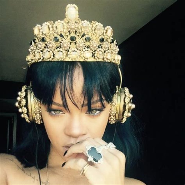 Rihanna Sells Out $9000 Dolce &amp; Gabanna Headphones
