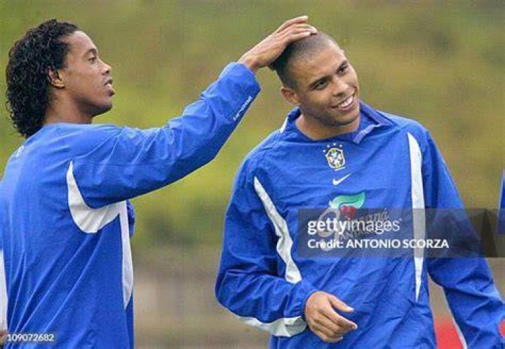 Ronaldinho's Knee Injury: The Setback Of A Football Legend