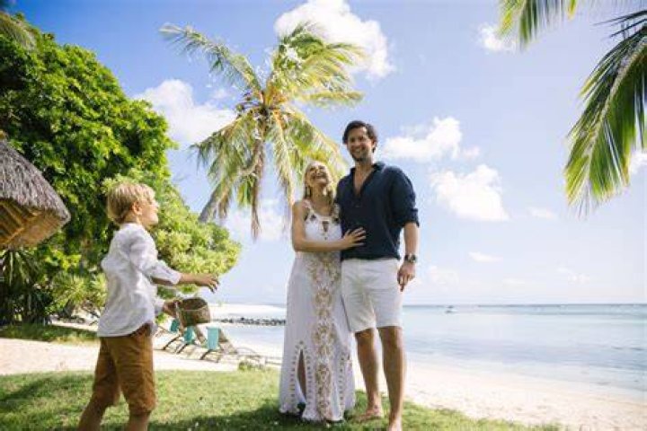 Sam Cutmore-Scott and Chelsy Davy Net Worth Update 2022