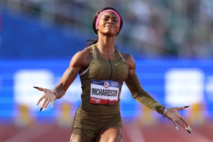 Shakira Richardson's Height And Weight: Essential Body Measurements Unveiled